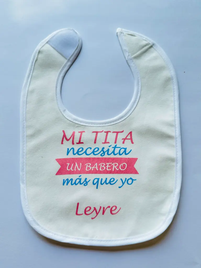 Babero personalizado tita