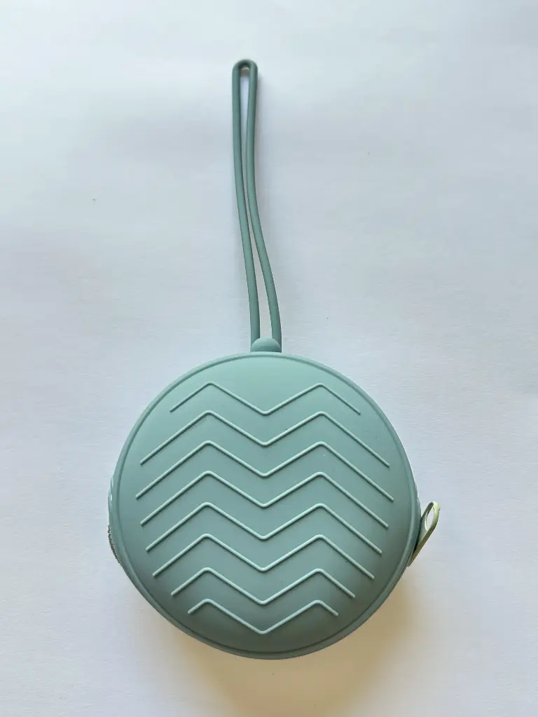 Portachupetes celeste